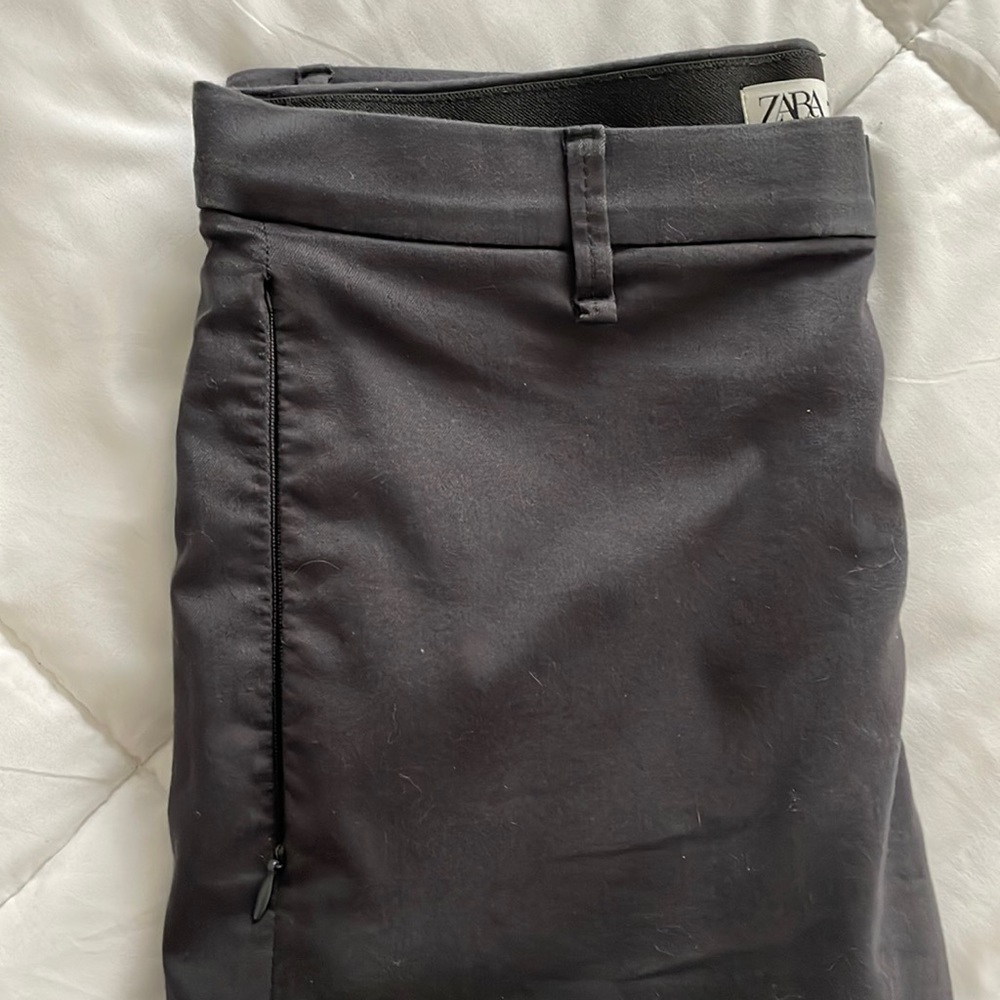 Men’s Zara navy pant, in perfect condition